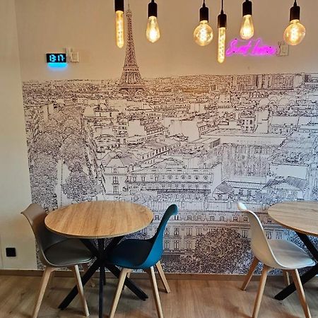 Maison Des Voyageurs Cerise - Paris Orly Choisy-le-Roi Extérieur photo